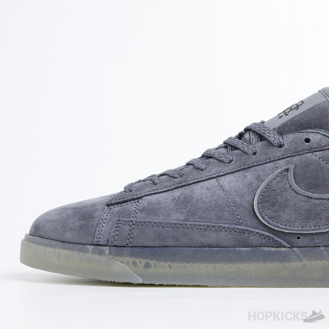 Blazer Low x Reigning Champ