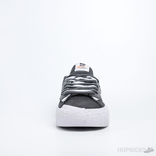 Blazer Low Sacai Iron Grey