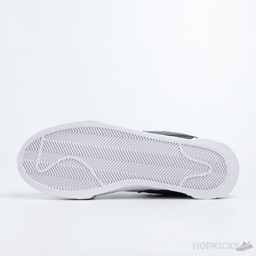 Blazer Low Sacai Iron Grey