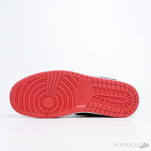 Air Jordan 1 Mid SE Siempre Familia