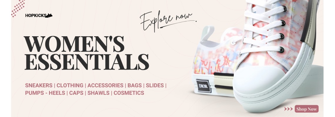 WOMEN'S ESSENTIALS