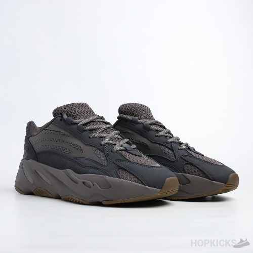 Yeezy Boost 700 V2 Geode (Premium Batch)