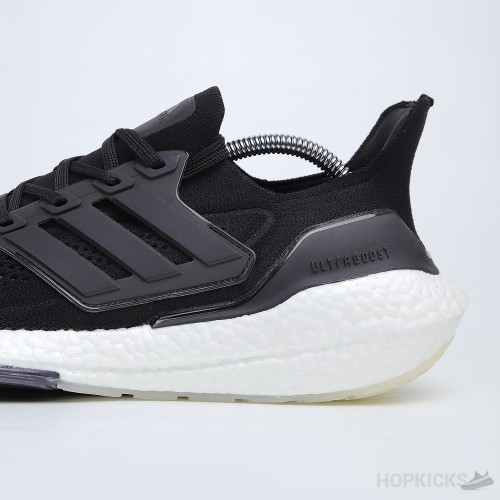 Ultra Boost 21 Core Black White