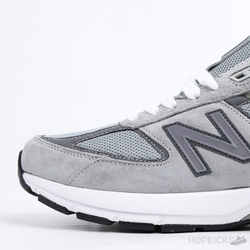 New Balance 990v5 Grey