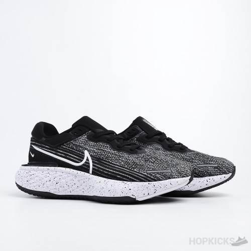 Zoom X Invincible Run Flyknit Oreo