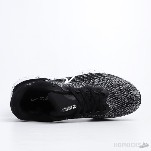 Zoom X Invincible Run Flyknit Oreo