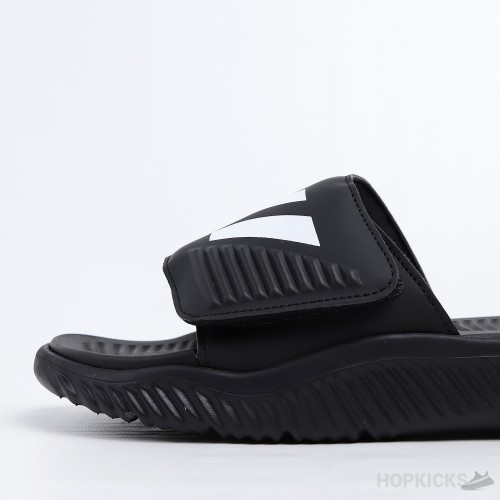 Alphabounce Core Black White Slides