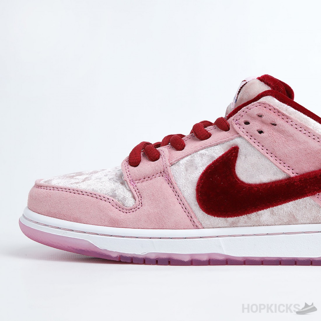Buy Online SB Dunk Low Strange Love Skateboards in Pakistan | SB Dunk Low  Strange Love Skateboards Prices in Pakistan