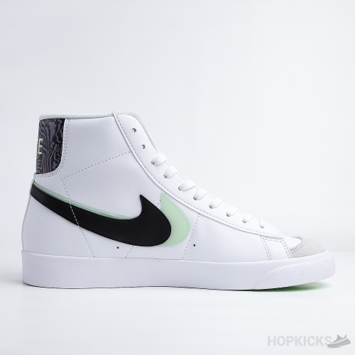 Nike Blazer Mid 77 White Black Green (Premium Batch)