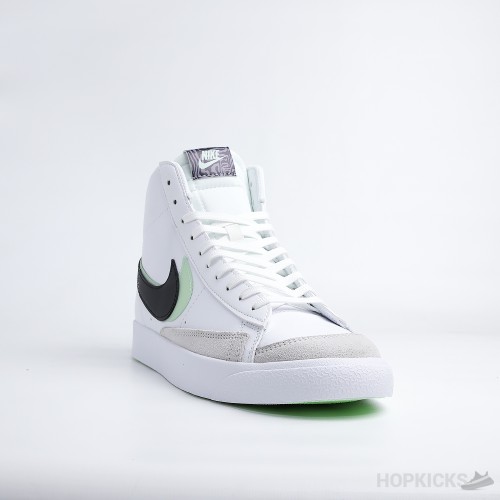 Nike Blazer Mid 77 White Black Green (Premium Batch)