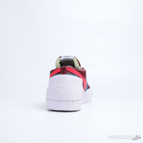 Blazer Low Sacai KAWS Red