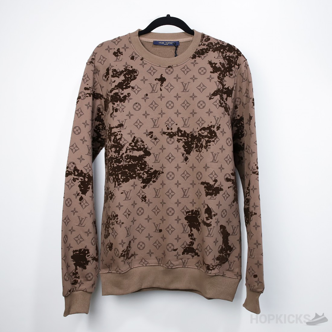 Shop Louis Vuitton MONOGRAM Lurex monogram pullover by Bellaris