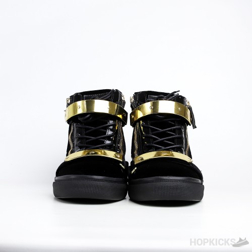 Giuseppe Zanotti Coby