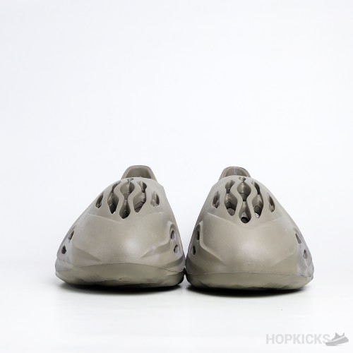 Yeezy Foam RNNR Mist (Premium)