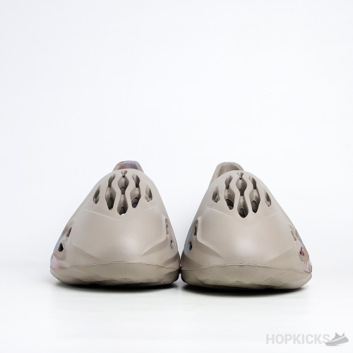 Yeezy Foam RNNR MX Sand Grey (Premium)