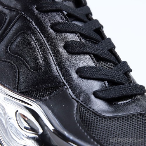 Ozweego Raf Simons Core Black Silver Metallic